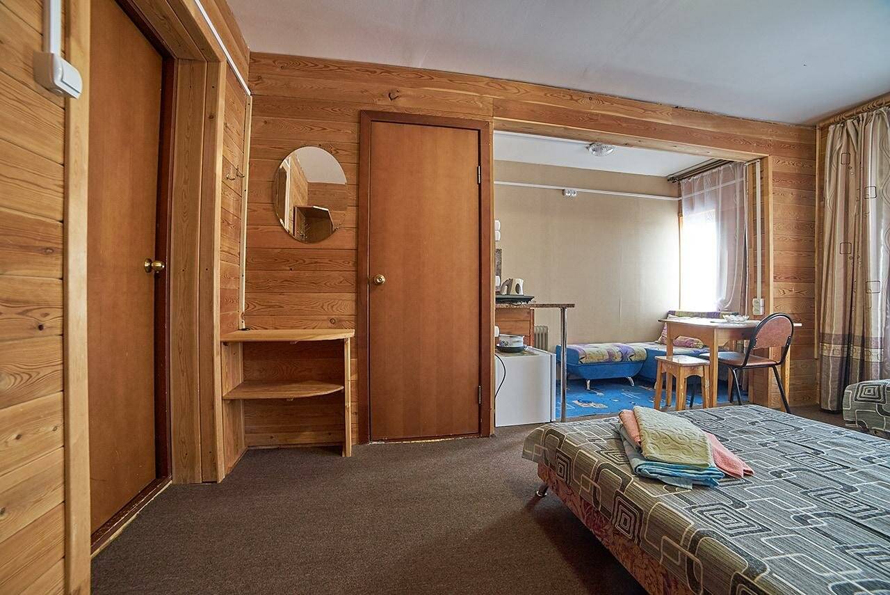 Номер студия с 3 односпальными кроватями